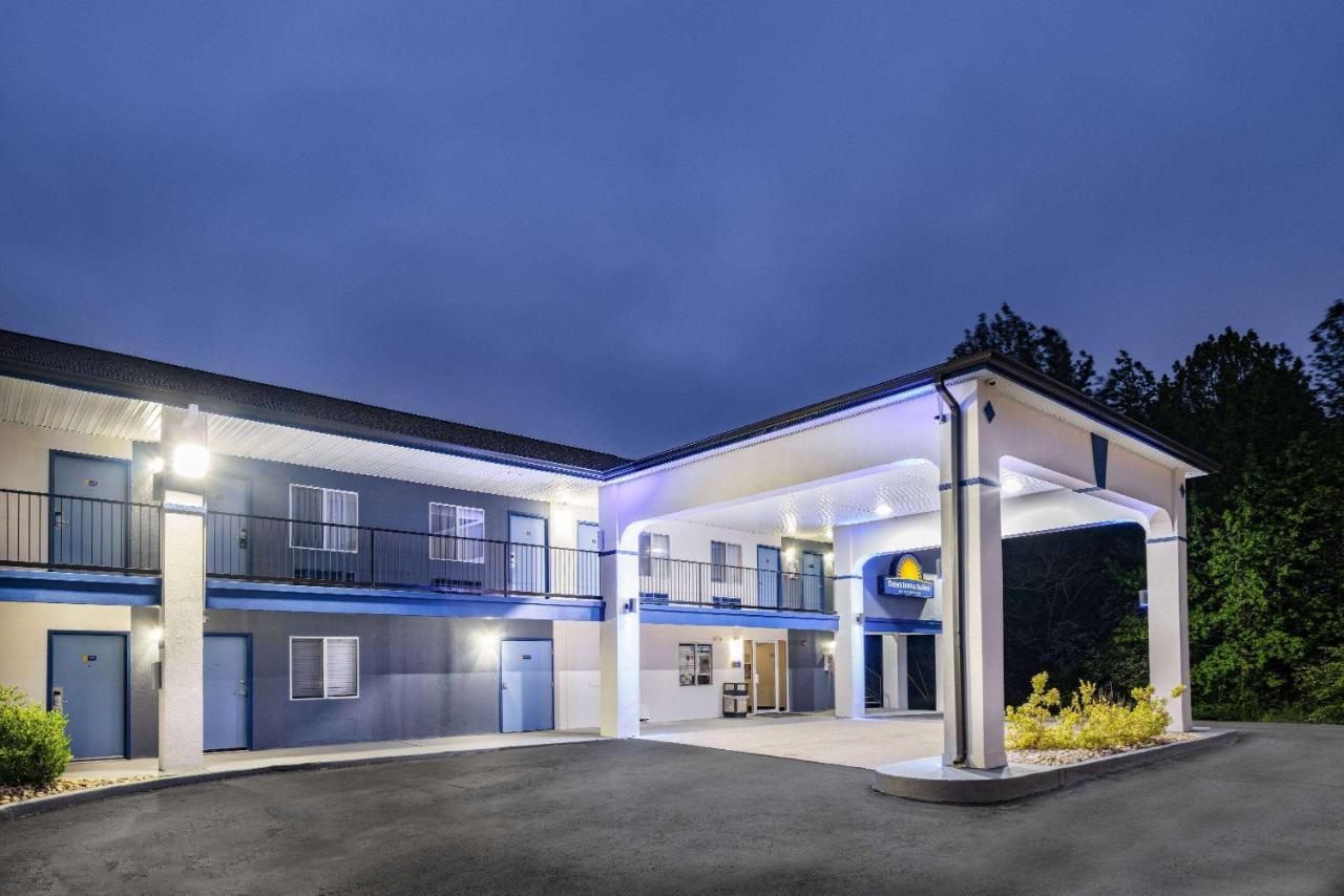 Days Inn By Wyndham Hamilton Eksteriør bilde
